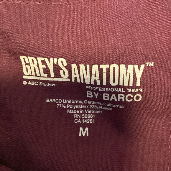 EUC greys anatomy size medium wine womens scrub pants - Picture 5 of 5